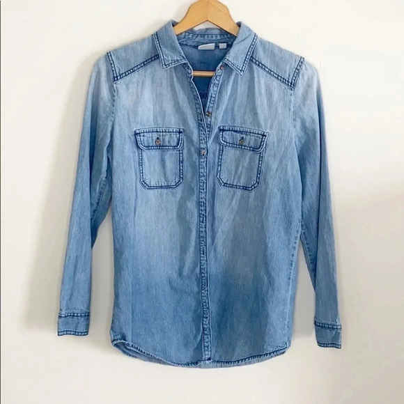 BP. 100% cotton Light Wash Denim Chambray long sleeve Top size small - Picture 1 of 9